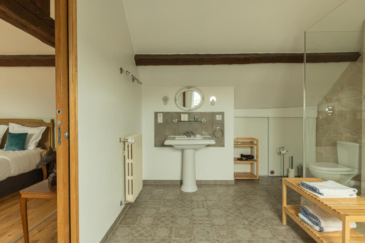 Bed and Breakfast L'Ecurie Gourmande à Thaon Extérieur photo