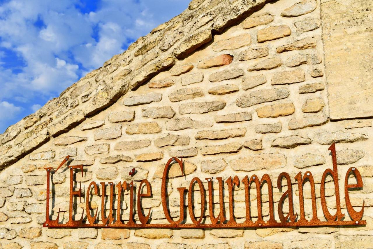 Bed and Breakfast L'Ecurie Gourmande à Thaon Extérieur photo